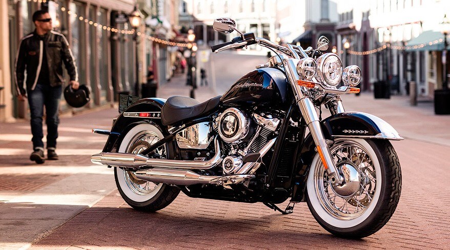 Ficha técnica Harley-Davidson Deluxe 2024